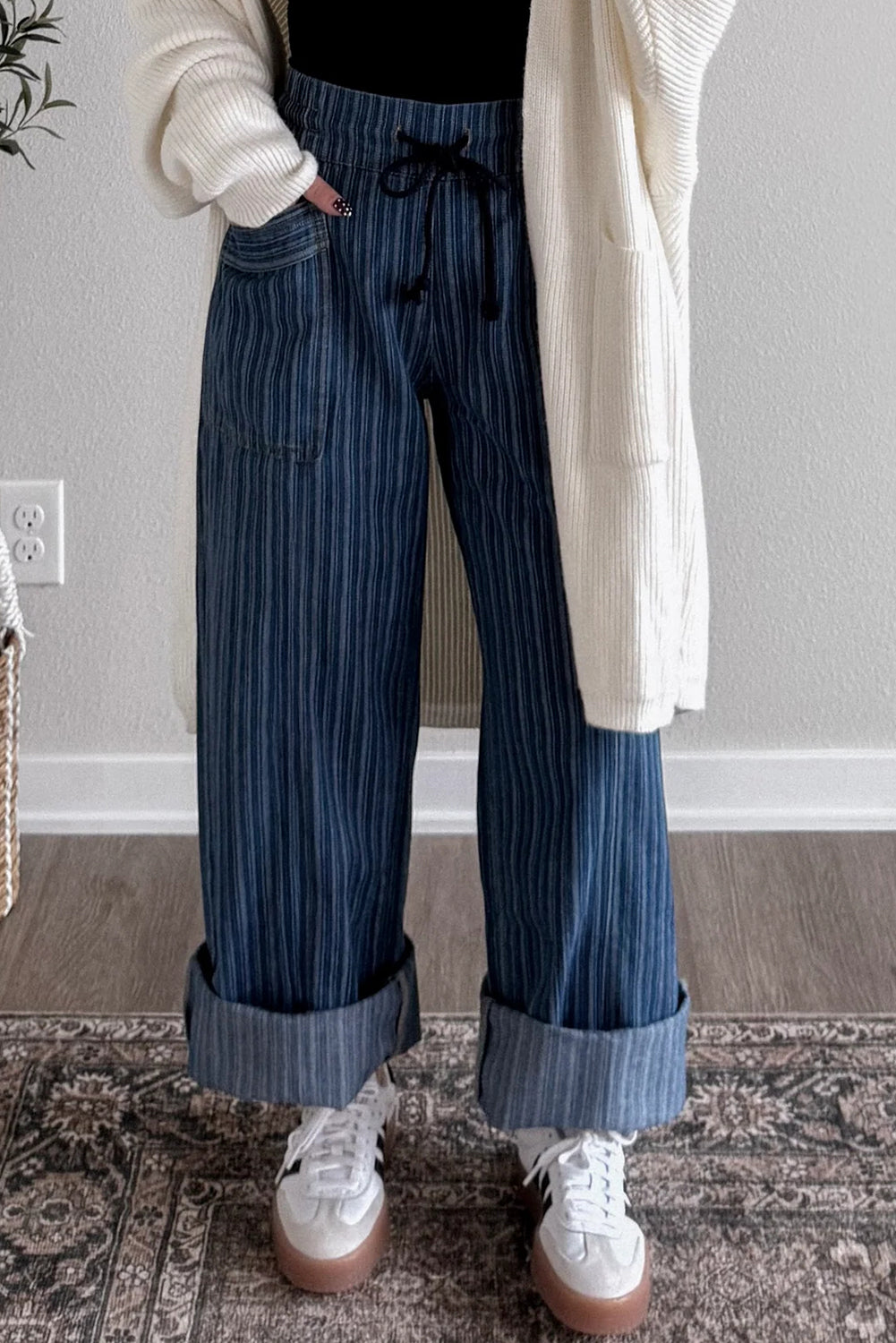 Blue Stripe Contrast Drawstring Pocketed Loose Jeans