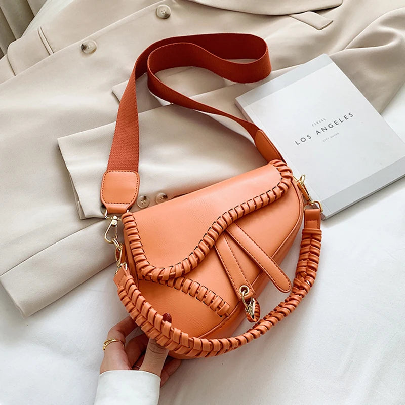 Fashion Saddle Women's Bag One Shoulder Handle Bag