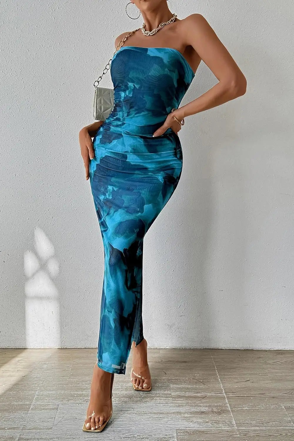 Summer Sexy  Hem Slit Sleeveless Printed Dress.  S-2X