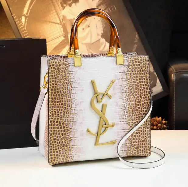 2025 New Arrival All-match Crocodile Pattern Atmospheric Middle-aged Women's Large Capacity Tote Bag .