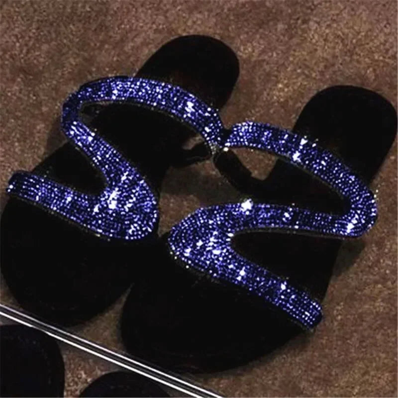 Women Summer Flat Bling Sandals .