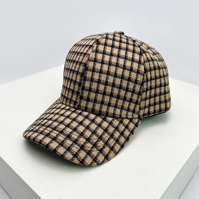 New Unisex Baseball Hats Versatile Breathable Fashion Caps.