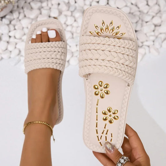 2025 New Women's Summer Simple Solid Colour Sandals