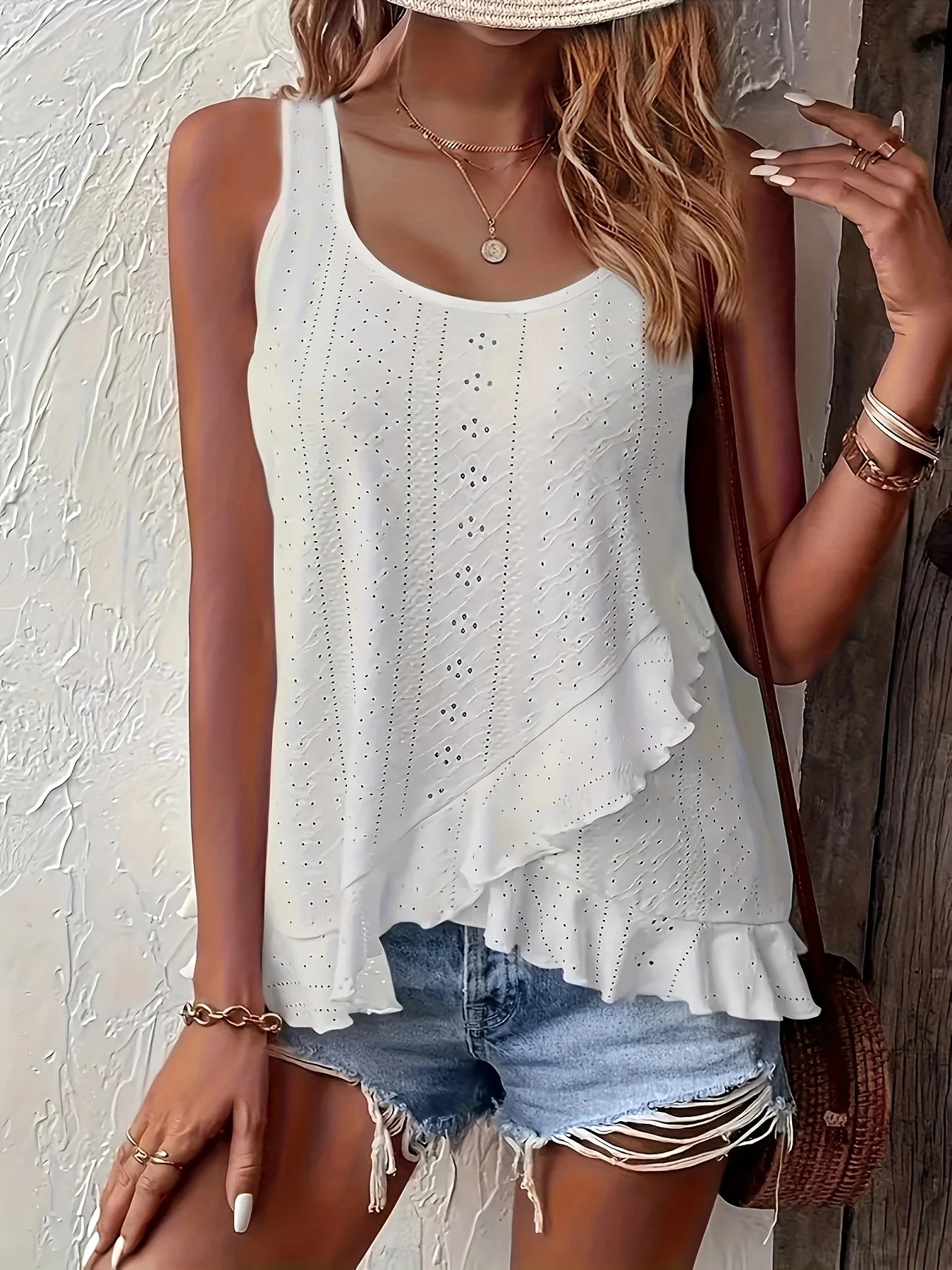 New 2025 Spring Summer Elegant Plus-Size Round Neck Sleeveless Top Solid Color with Lace Details and Irregular Ruffled Hem .  1X-5X