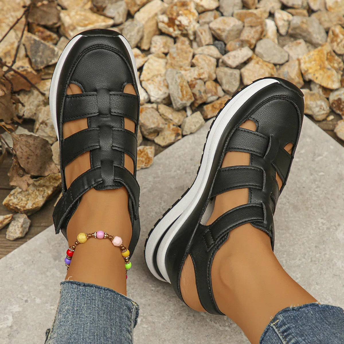 Women's Comfortable 2025 Hot Sale Closed Toe Rome Casual Sandals Women Hollow Platform Wedges .