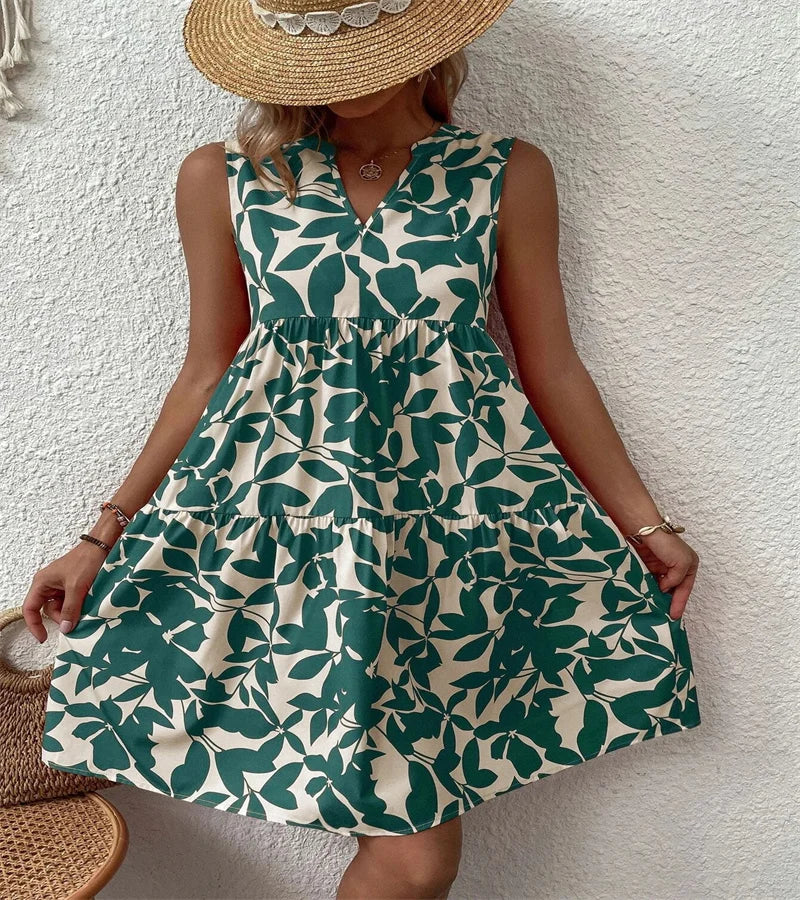 Spring and summer European Ladies Elegant Dress Bohemian fashion loose V-neck ruffle print dress.  S-2X