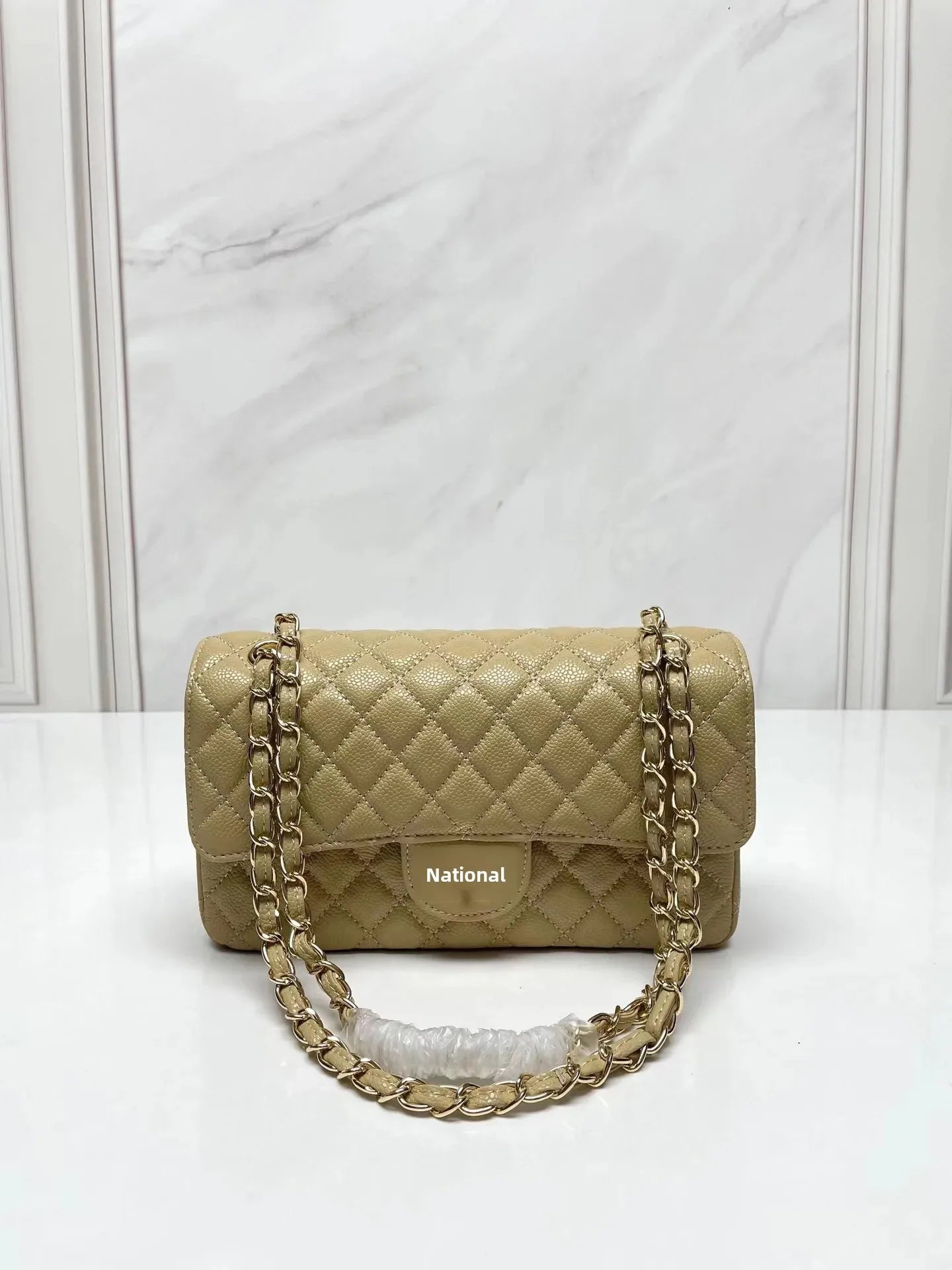 New Vintage Cow Leather Argyle Chain Hand/Cross body Designer Bag 25CM