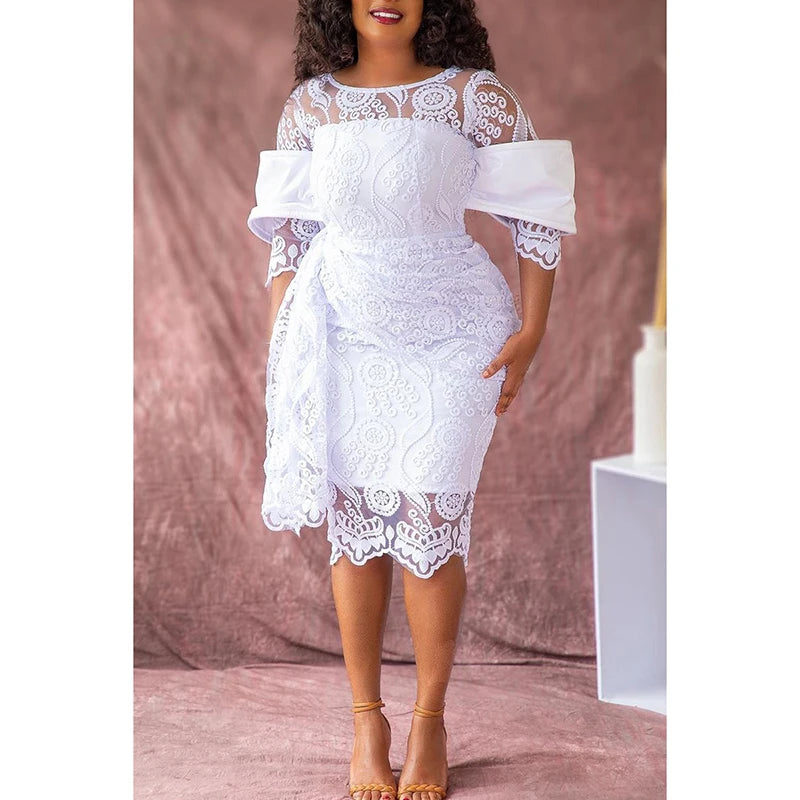 Plus Size Women's Round Neck Lace Mid-length Fashion Dress