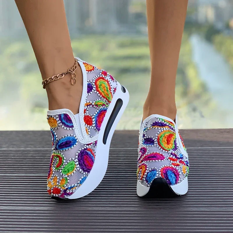 Women Sneakers Spring Autumn Slip on Casual Shoes for Women Embroidery Thick Platform Sneakers Women Breathable Mesh Loafers