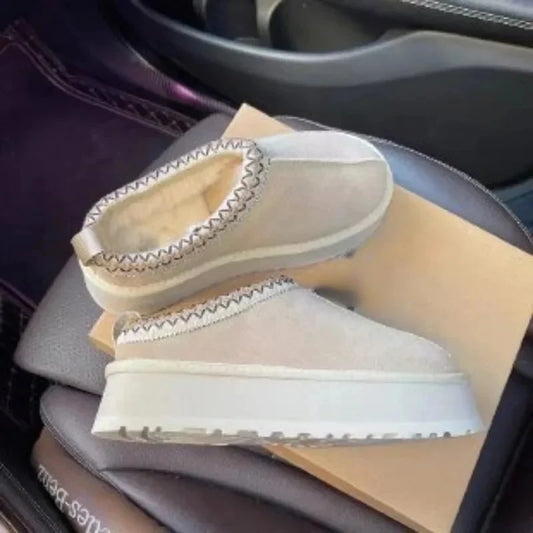 Women's Winter Chelsea Boots - Warm Plush Lined Snow Boots