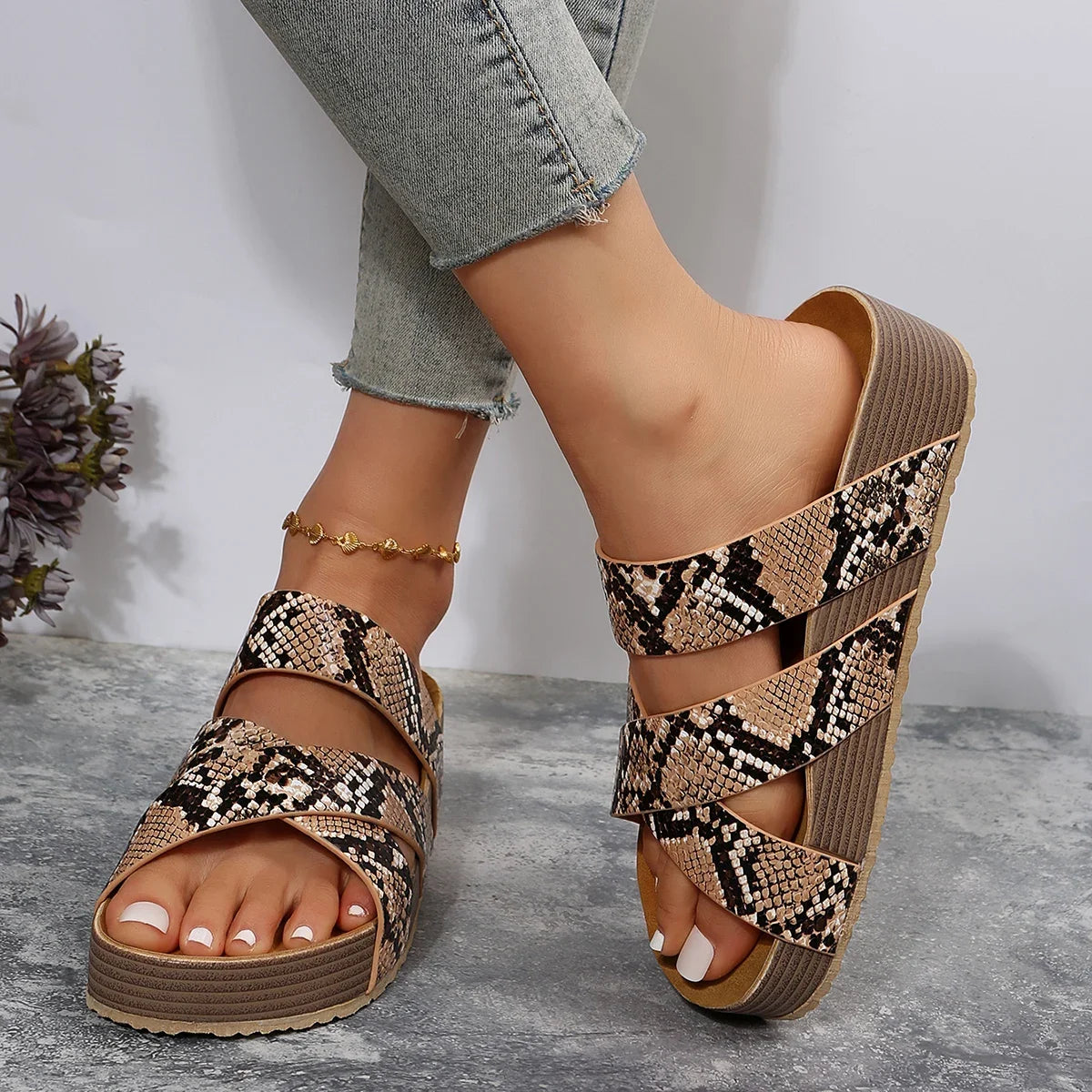 Summer Women Sandals Sexy Open Toe Broad Band Crossover Slip-On Thick Platform Sandal