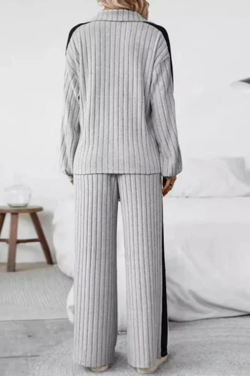 Ladies' winter casual knitted suit with long-sleeved top and trousers.