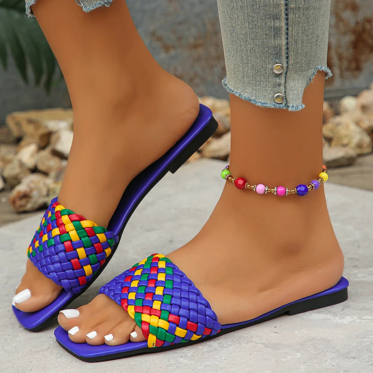 Women Summer Fashion Mules Casual Braided Square Toe Flat Sandals -Slides .