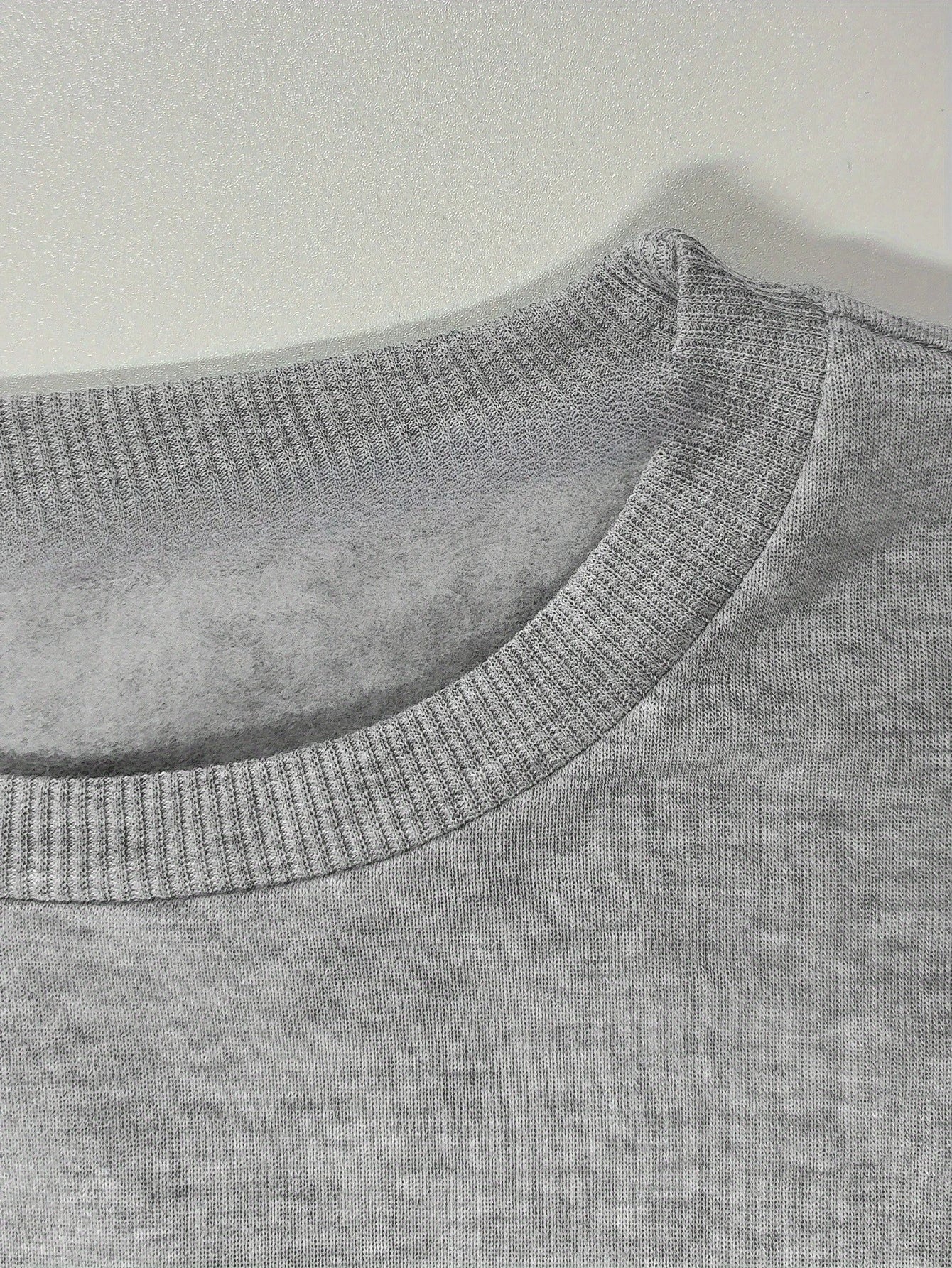 Autumn Printed Women's  Round Neck Fashion Pullover.  S-3X