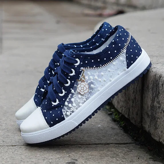 Women's Hollow Denim Mesh Shoe Flat Casual Breathable Shoe .  кроссовки женские Scarpe Donna