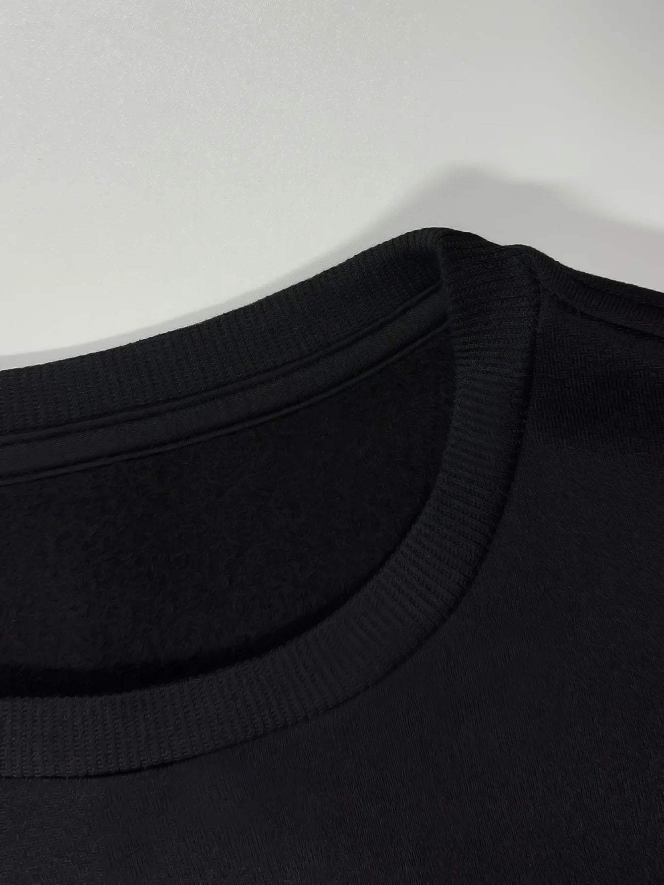 Autumn Printed Women's  Round Neck Fashion Pullover.  S-3X