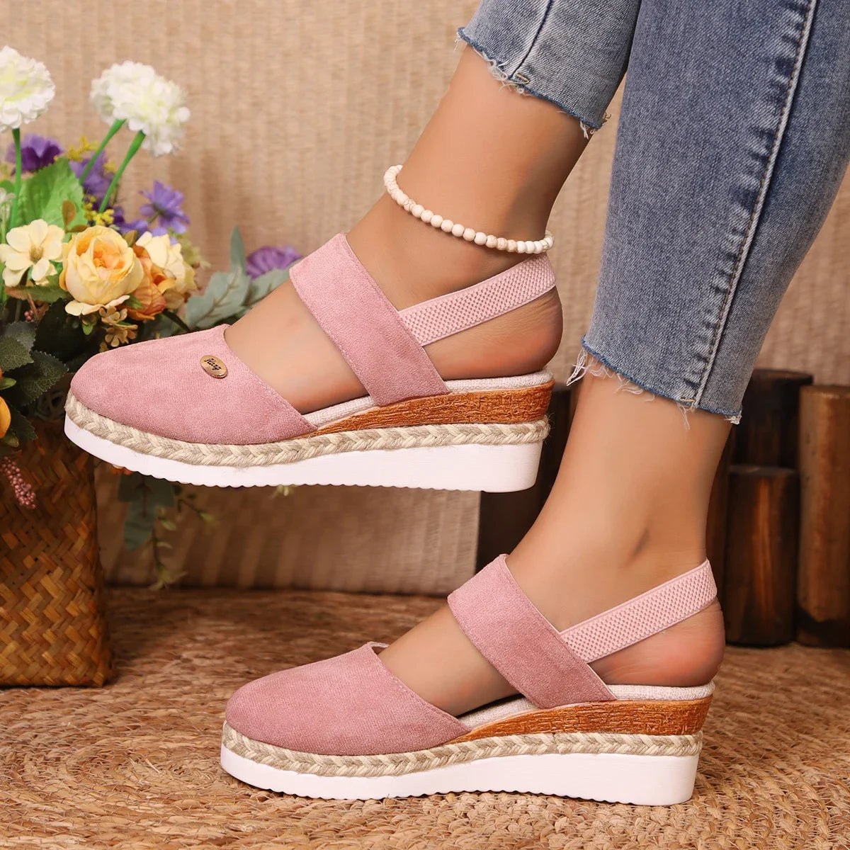Women High Quality Closed Toe Wedge Comfortable Sandals