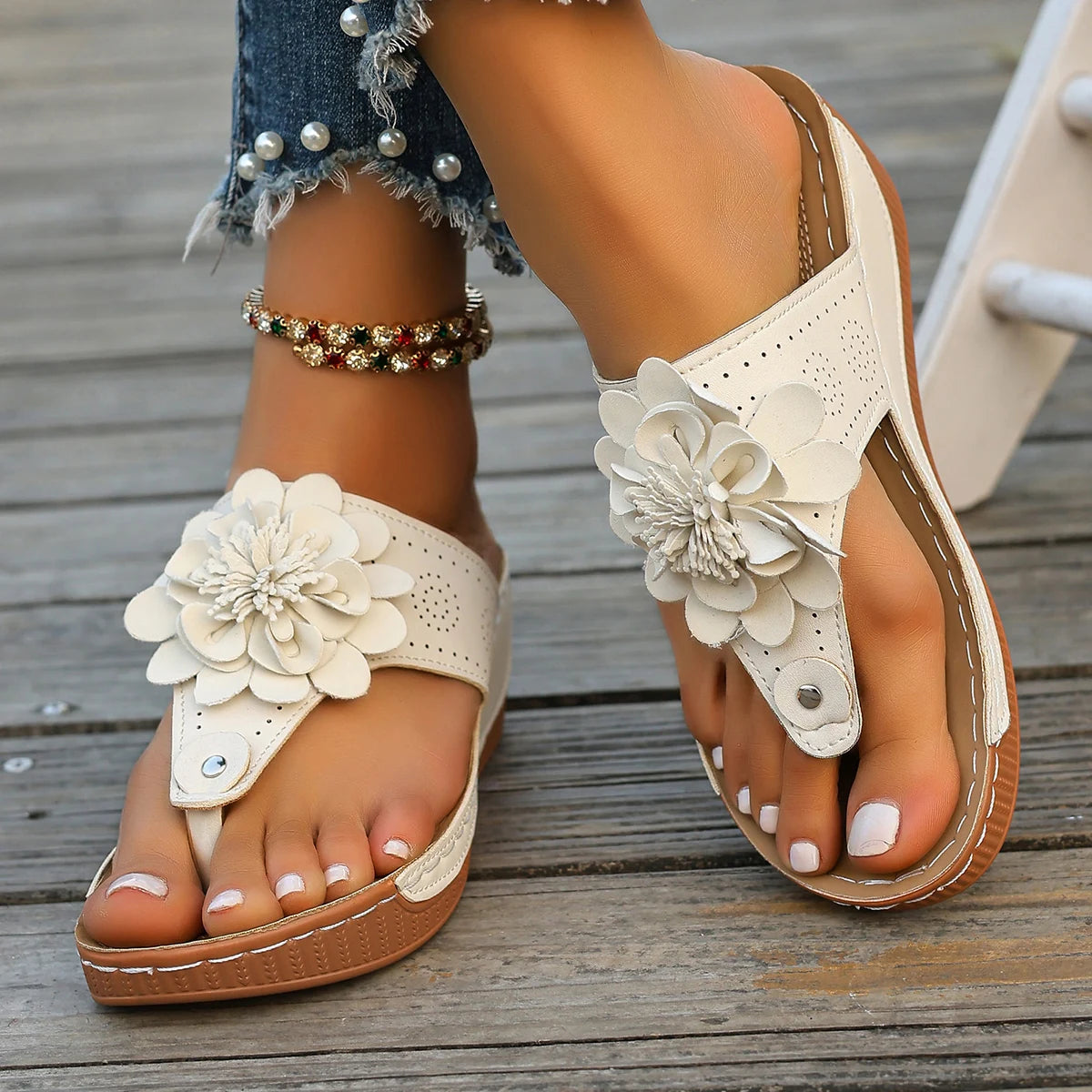 Platform Women 2025 Summer Clip Toe Wedge Sandal Light  Weight Thick Bottom.
