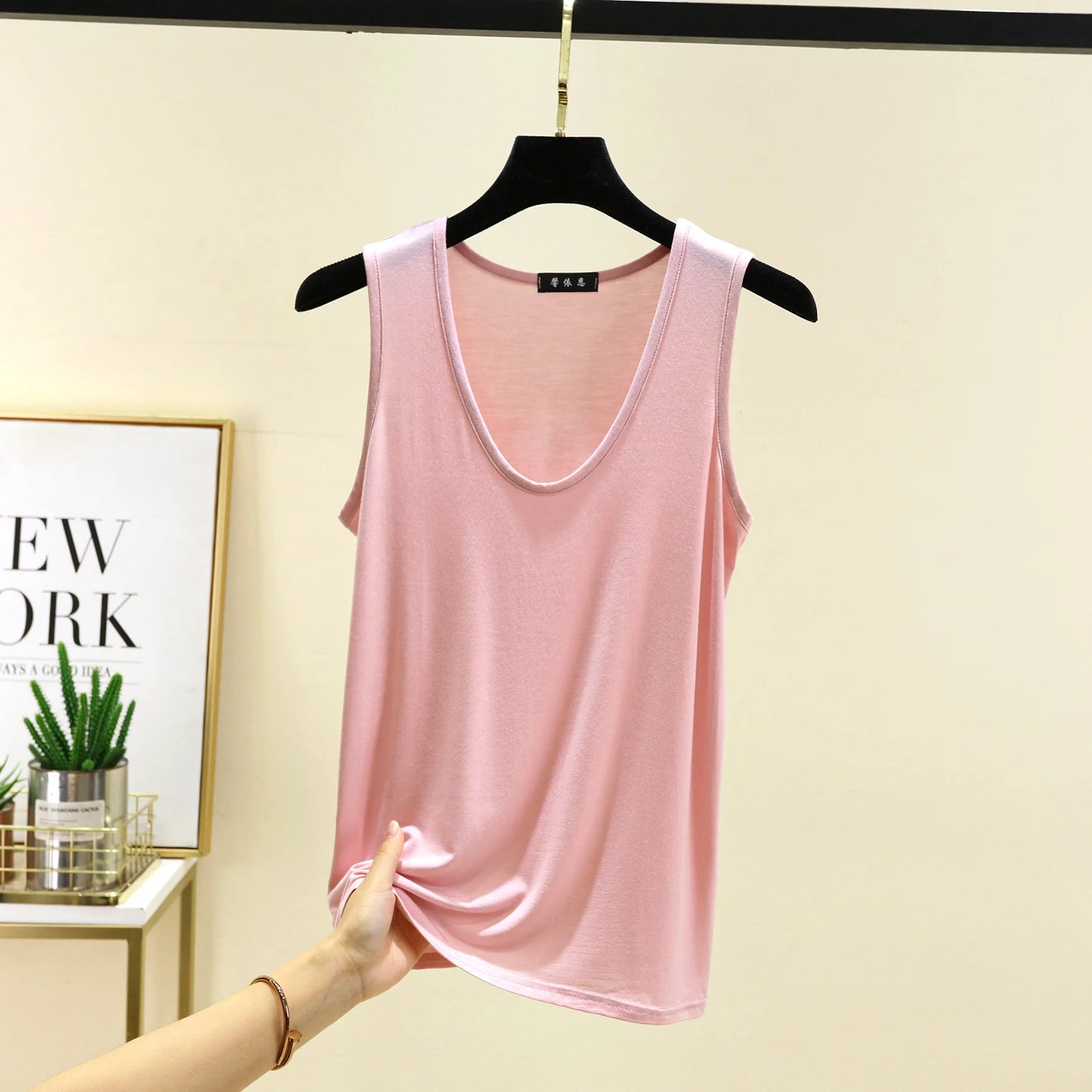 Plus size Women's tank Tops U-Neck Summer Loose Tee