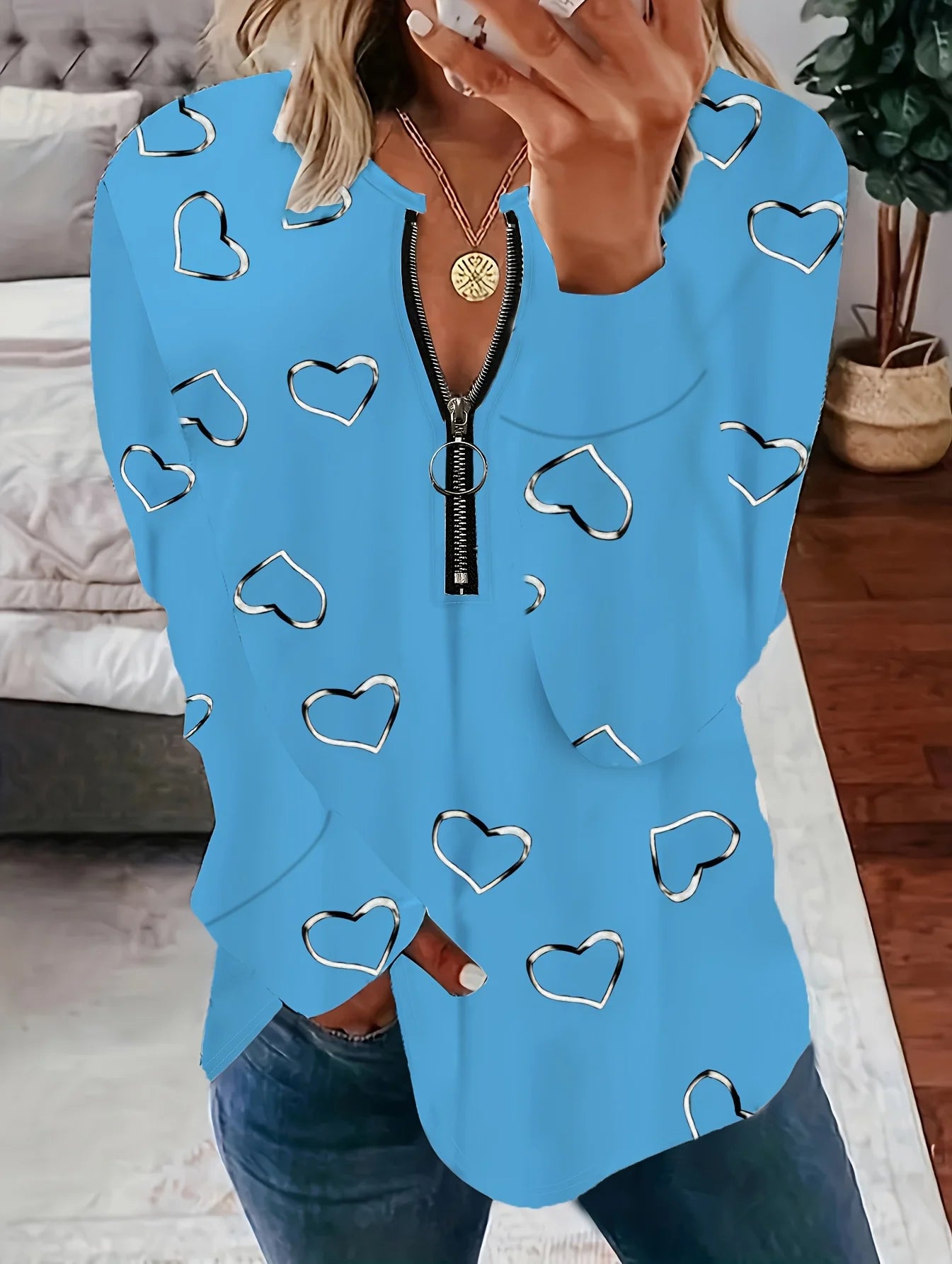 Plus Size eyelet heart-shaped printed zipper long-sleeved top autumn and winter women's casual shirt with light stretch