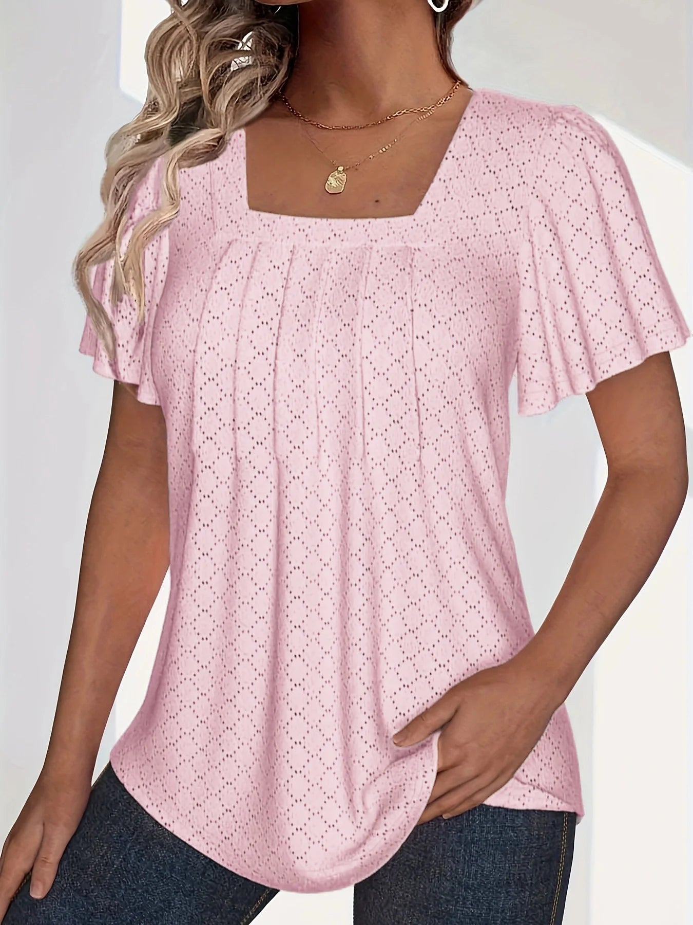 Plus size spring and summer fashionable and elegant hollow top loose ruffle sleeves.