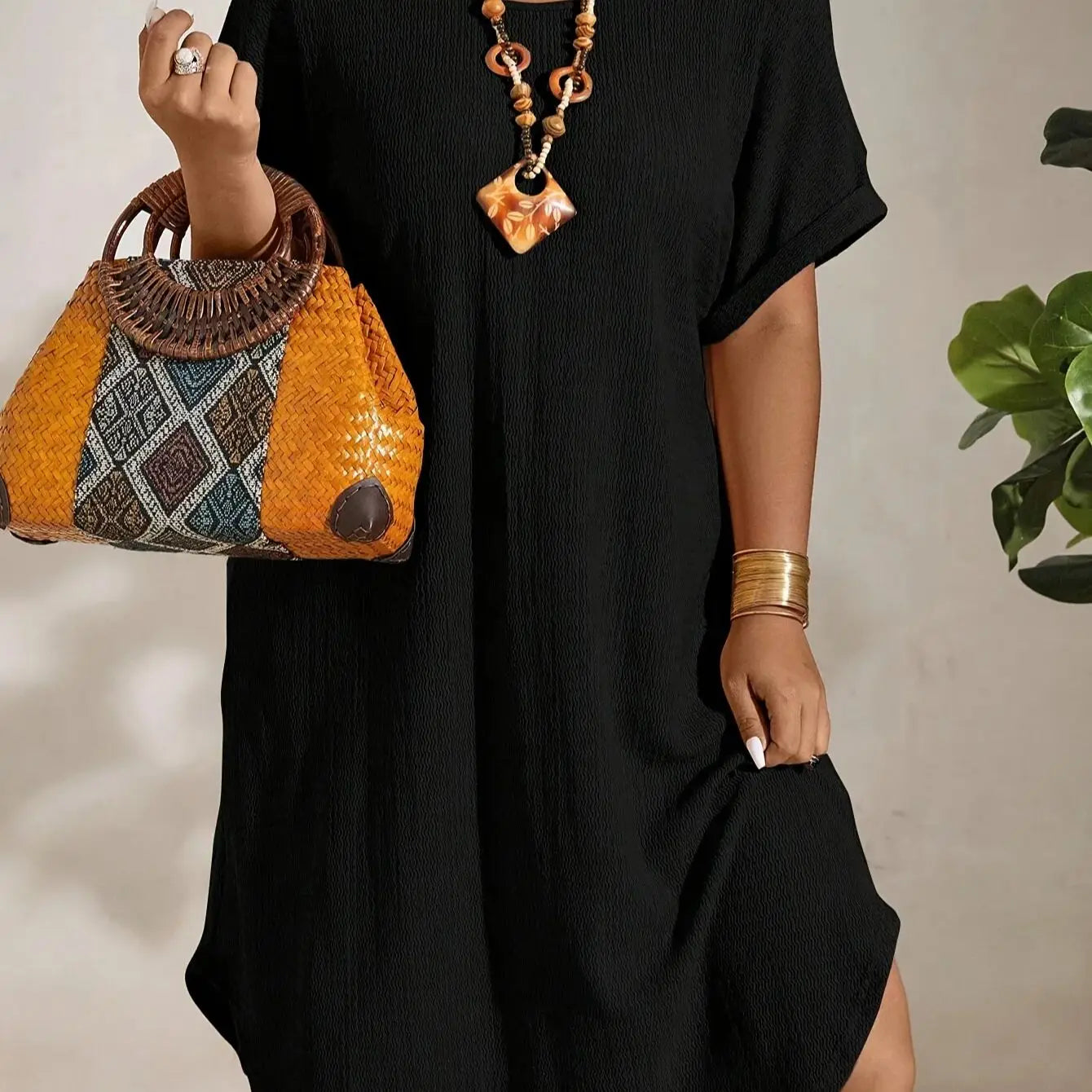 Plus size women's crew neck dress.  Xl-5X