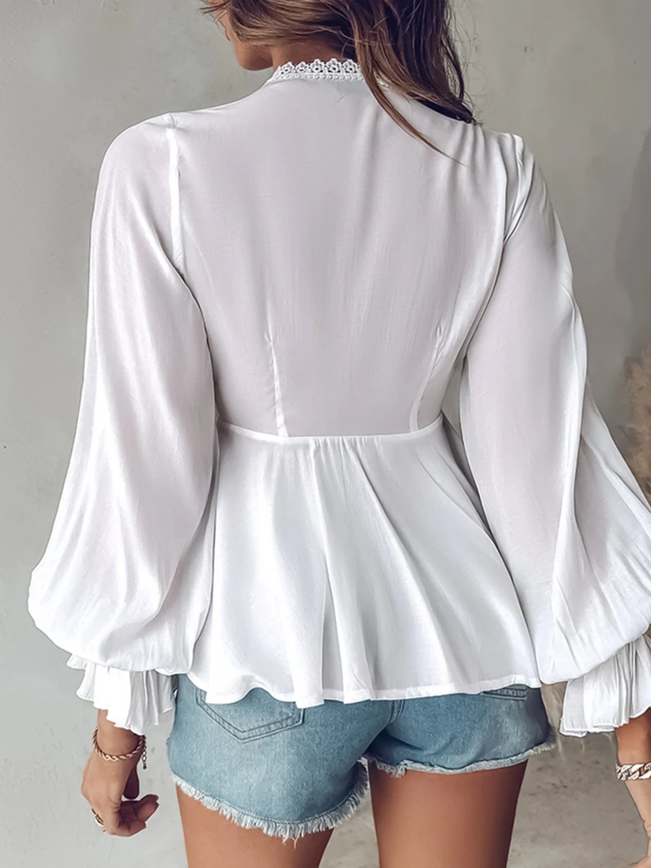 French vintage lace V-neck long sleeve lace-up waist blouse women's chic design.   S-XL