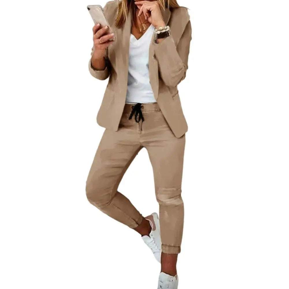 Ladies Fashion Two Pieces Set Casual  Or Party Wear Blazer And Pants.