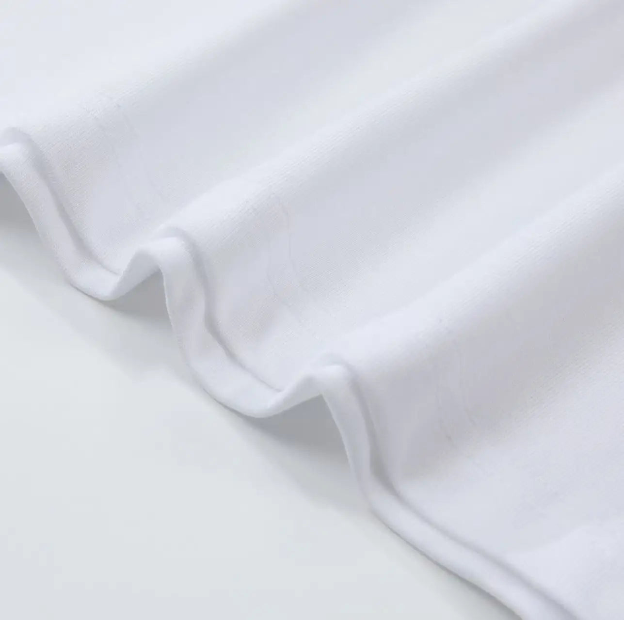 Classic High Quality Men T-shirt Luxury Brand Short Sleeve Designer Cotton Tee.  S-4XL