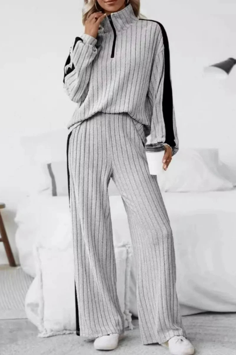 Ladies' winter casual knitted suit with long-sleeved top and trousers.