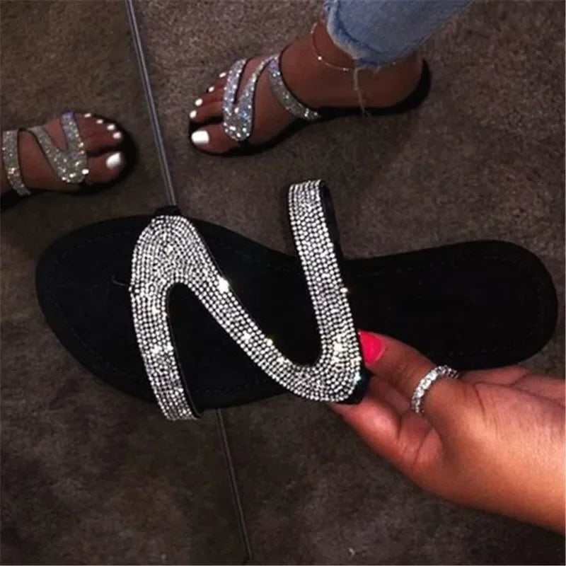 Women Summer Flat Bling Sandals .