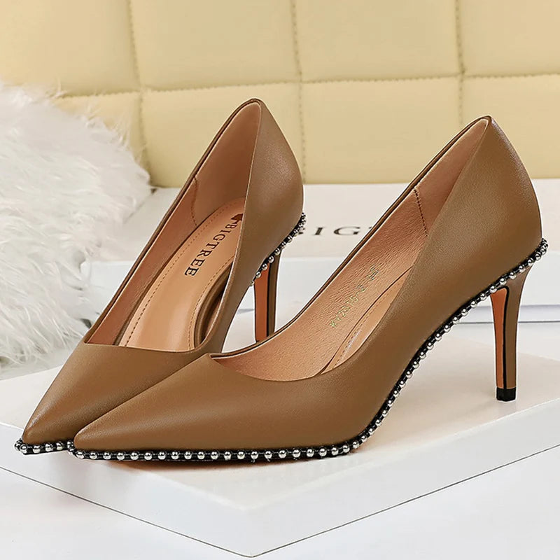 Women's Studded Rivet Sexy Comfortable Pumps