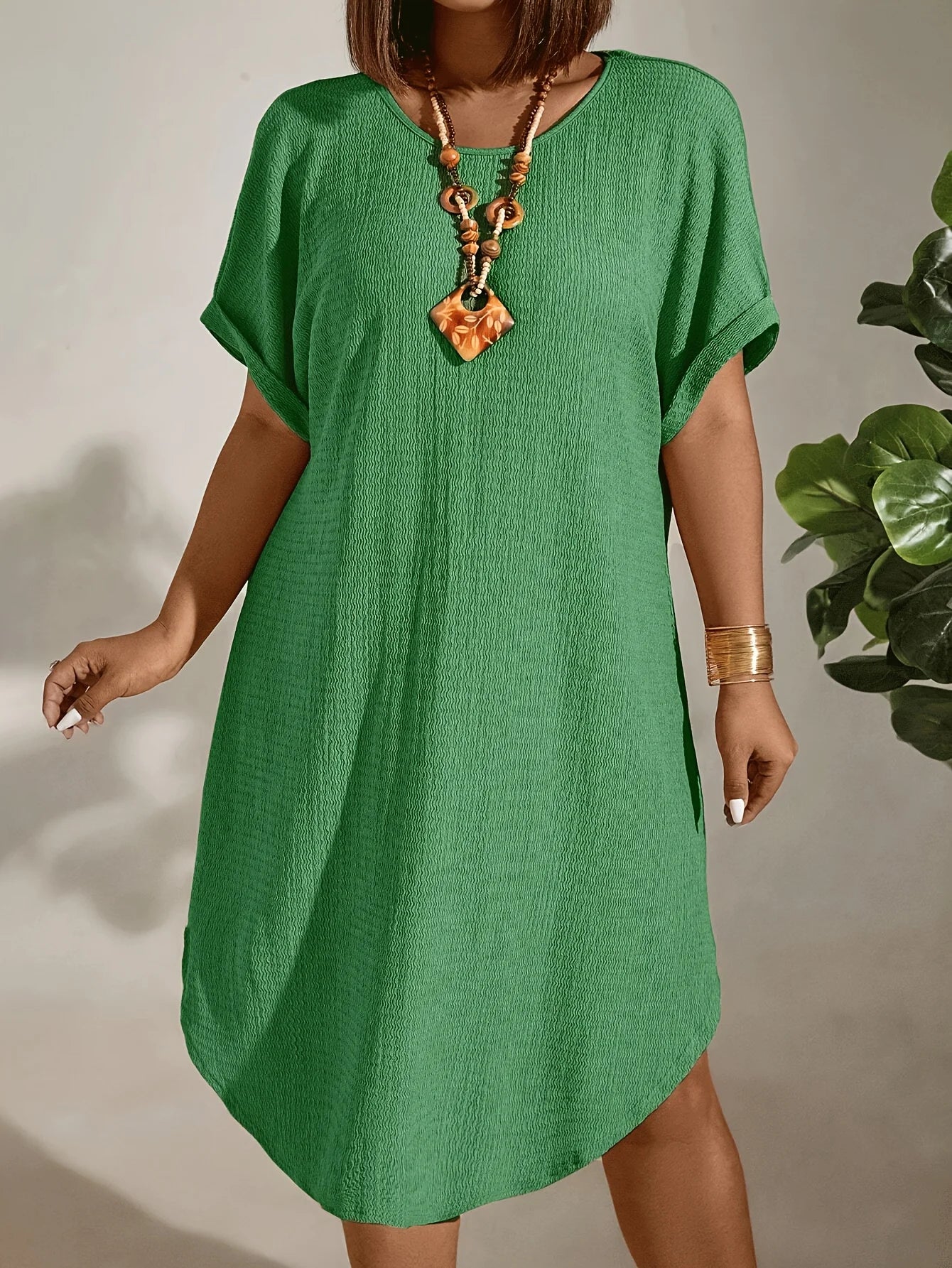 Plus size women's crew neck dress.  Xl-5X