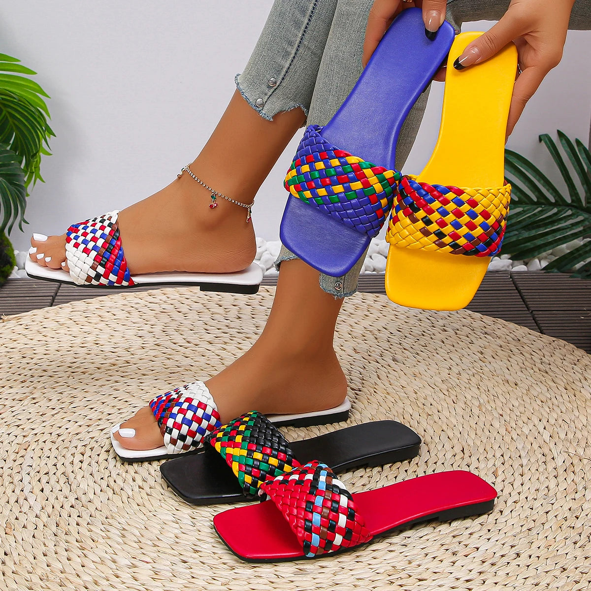 Women Summer Fashion Mules Casual Braided Square Toe Flat Sandals -Slides .