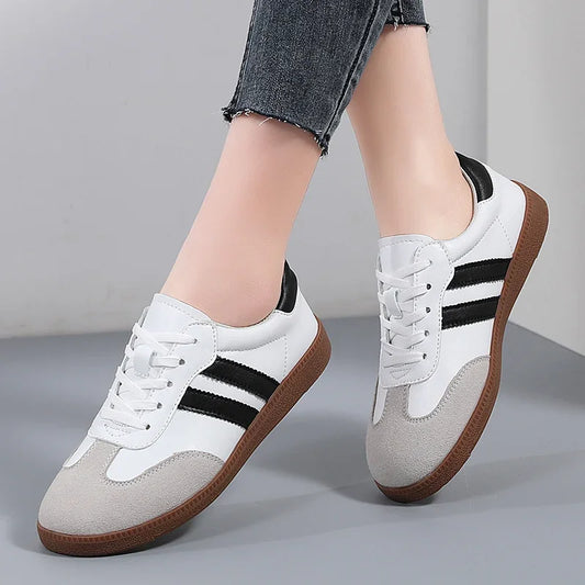Women Fashion Casual Outdoor Walking Sneakers Comfortable  For Walking And Sports.