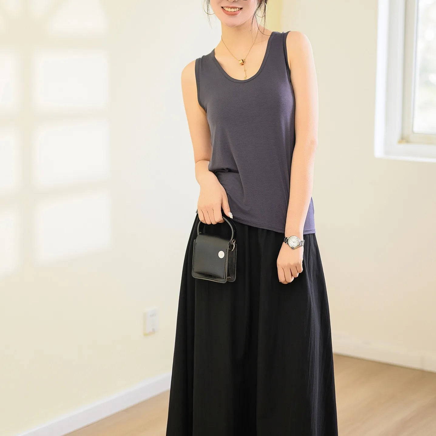 Plus size Women's tank Tops U-Neck Summer Loose Tee