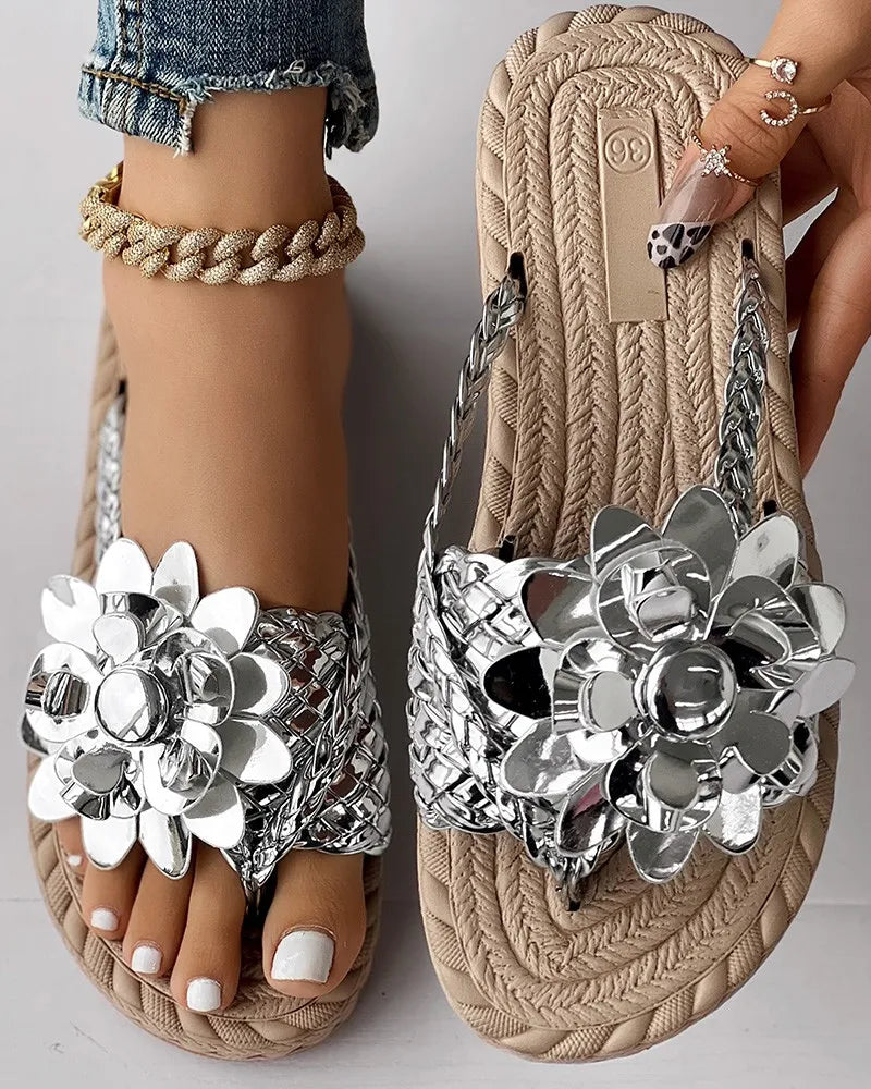 Women Solid Or Ombre Pattern Braided Casual Sandal Holographic Braided Floral Pattern