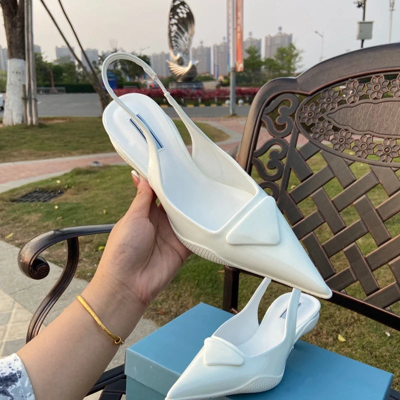 2025 Women's Leather Designer Slingback Sandal .