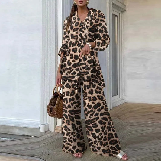 Fashion Leopard Print Women's Suit Two-piece Retro Street Print Casual Loose Long-sleeved V-neck Top Wide-leg Pants Suit.  S-3X