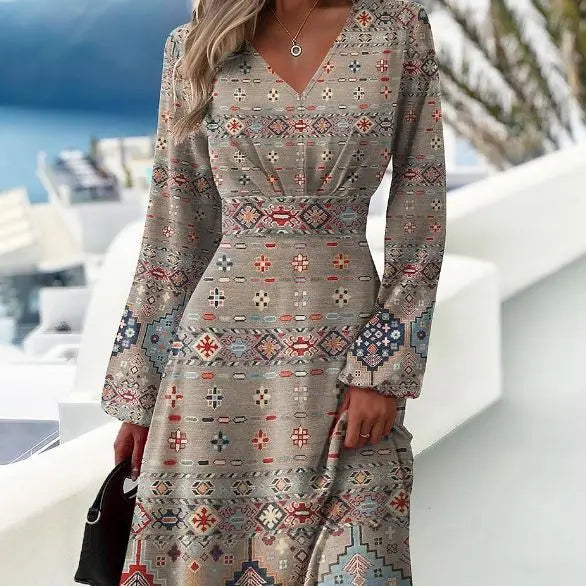 Spring Autumn Ladies Slim Fit Fashionable Printed Dress With Flared Sleeves Sexy V-neck Dress.