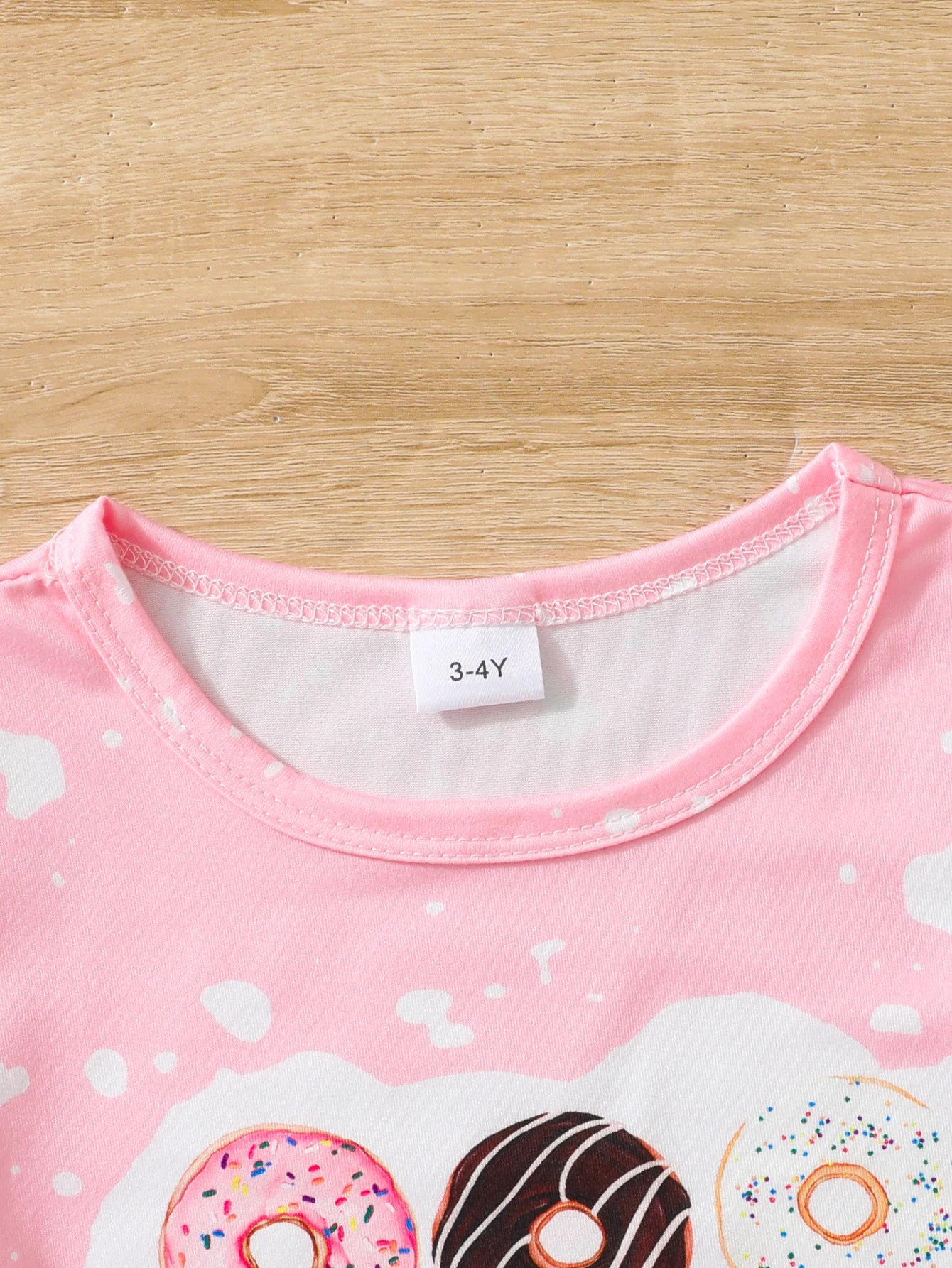 Girls two-piece set cartoon donut  print anime flared pants set . 4-7 Yr