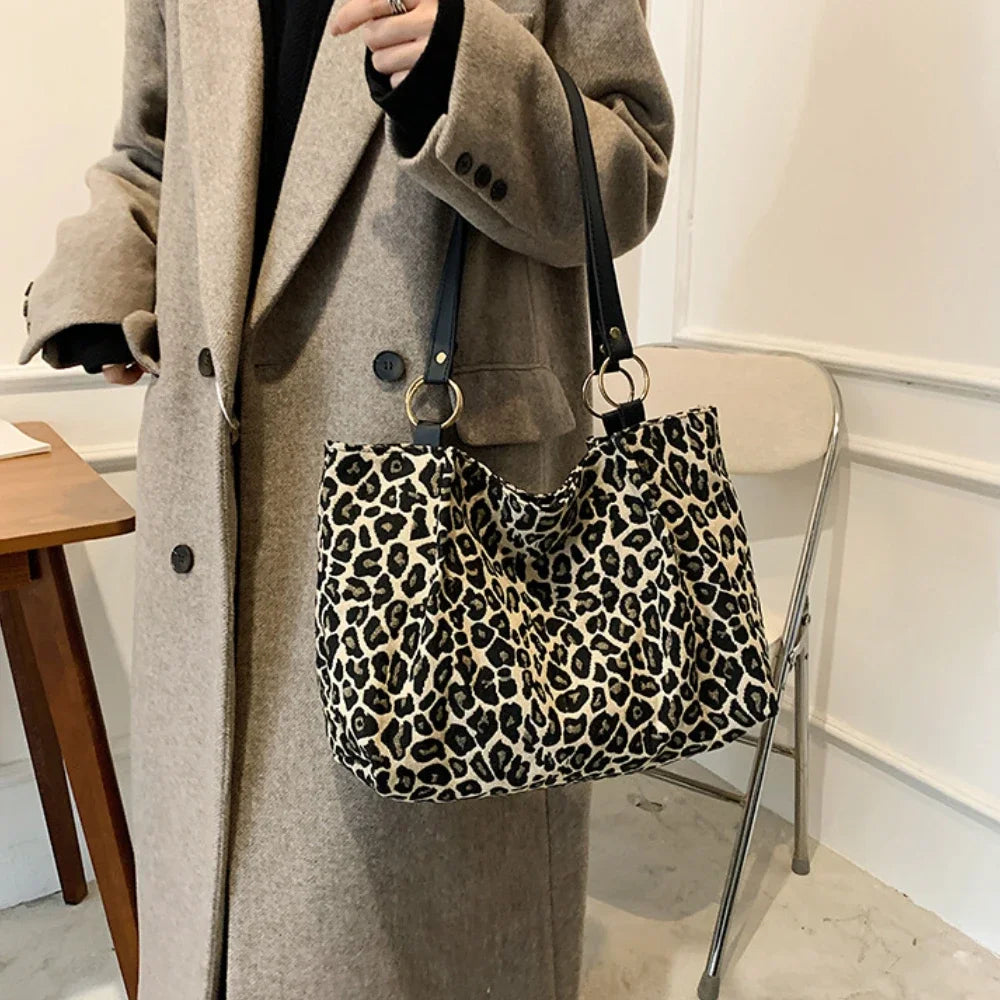 New Fashion Tote Bag Shopping and Travel  Canvas Popular Handbag Large Capacity Leopard Shoulder Bag