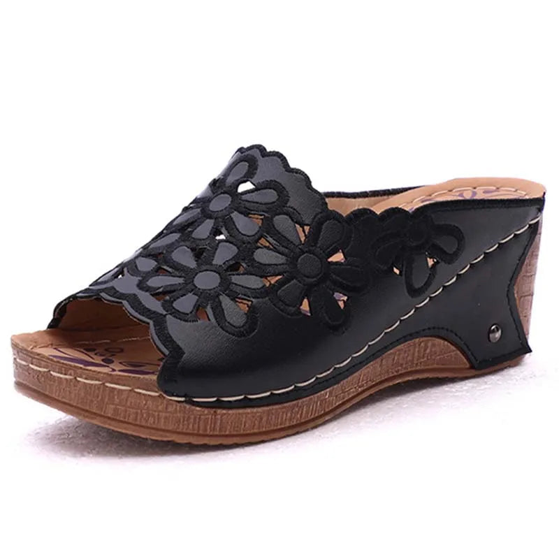 Women Sandals Summer Outdoor Walking Shoes Slip On Wedge Retro Sandal.  36-43