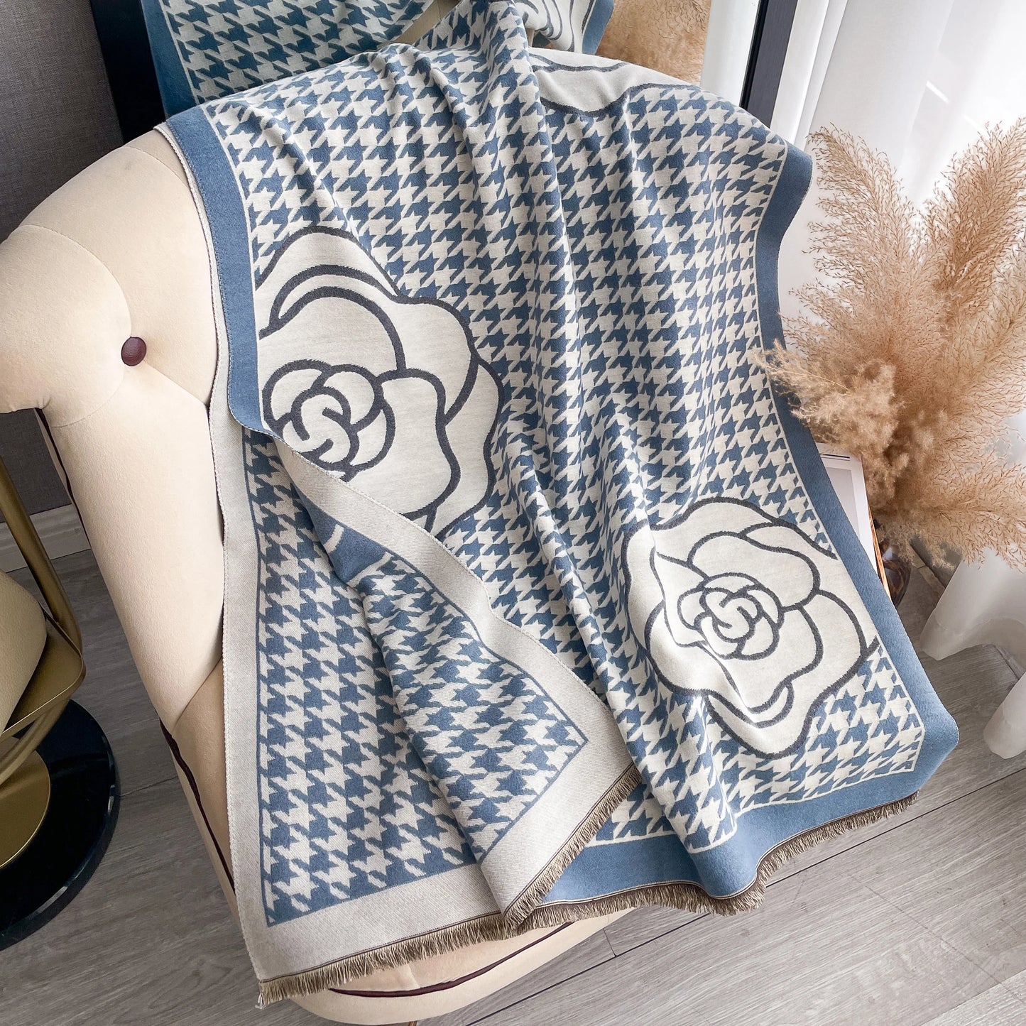 Fashion Print Cashmere Women Two-sided Scarf Winter Warm Shawl and Wrap Pashmina