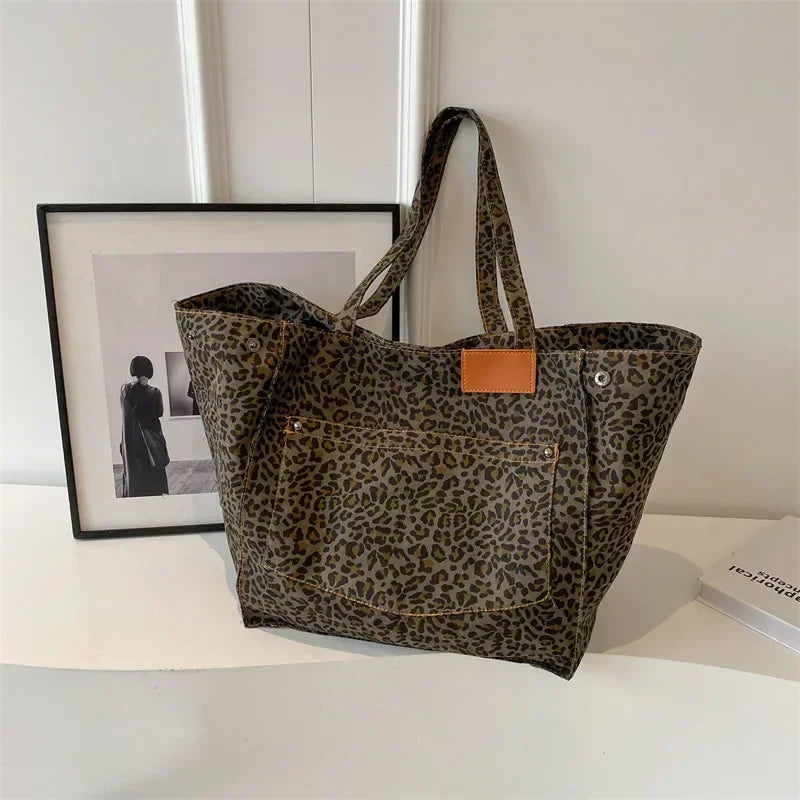 Oversized Leopard Print Shoulder Bag for Women Quality Canvas Large Capacity Tote New Luxury Handbag.
