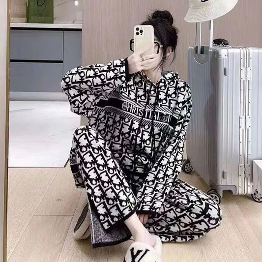Letter Print Hooded Sweatshirt Set Women All Season New Wide Leg Pant Fashion Casual Two-piece Set .  M-XXL