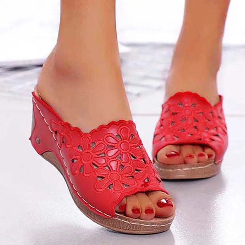 Women Sandals Summer Outdoor Walking Shoes Slip On Wedge Retro Sandal.  36-43