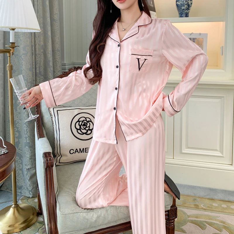 Women's Ice Silk Pajama Set Long Sleeve Long Pants Lightweight Sleepwear for Spring And Autumn Comfortable Homewear Pj Set.   M-2X