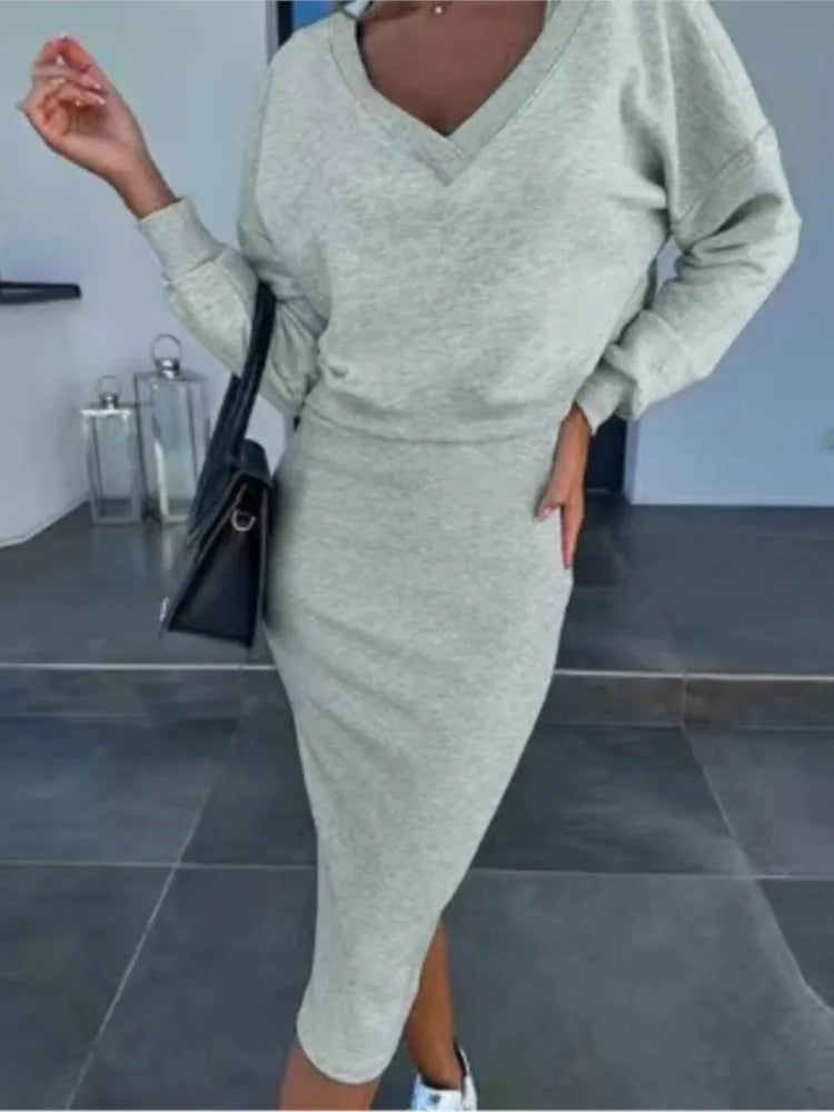 New Women's Two Piece Fashion Sweater and Skirt Perfect For All Seasons. S-XL