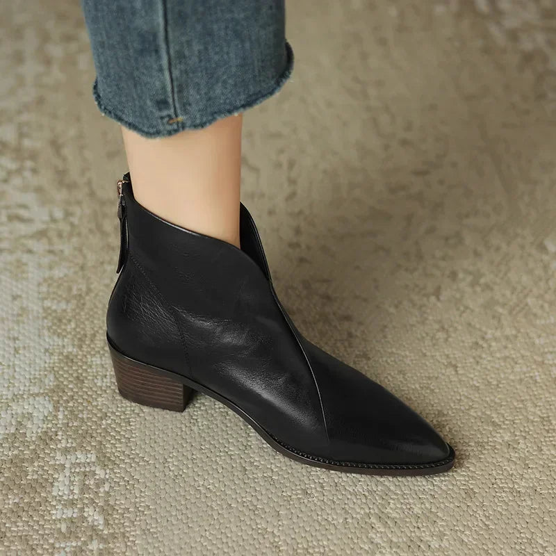 Women Faux Leather Pointy Ankle Boots Vintage Chelsea Boot Autumn PU Leather Ankle Boots.